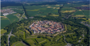 Conférence du mardi 13 octobre 2026, Palais de la Régence, 20h15, par M. Jean-Marie BALLIET :"Trois siècles de fortification à Neuf Brisach, du dernier modèle vaubanien à l'héritage oublié"
